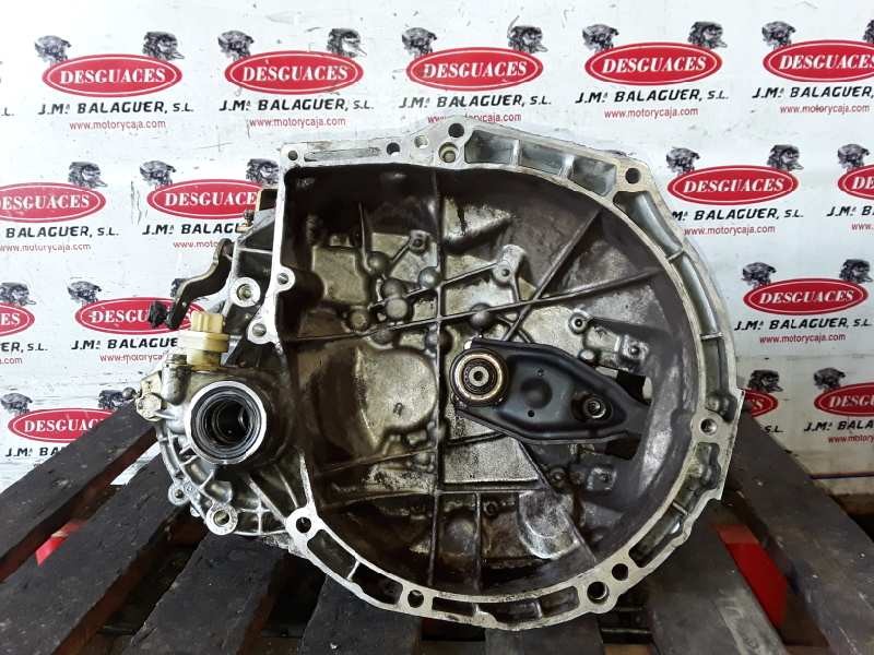 Recambio de caja cambios para peugeot 206 referencia OEM IAM 20CN38  