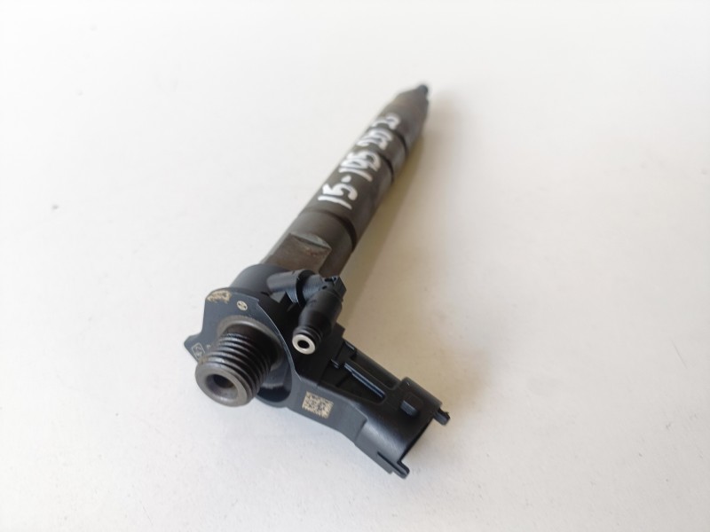 Recambio de inyector para nissan x-trail (t31) m9r856 referencia OEM IAM 0445115084  