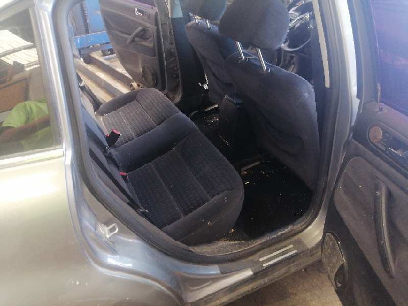 volkswagen passat berlina (3b3) del año 2003