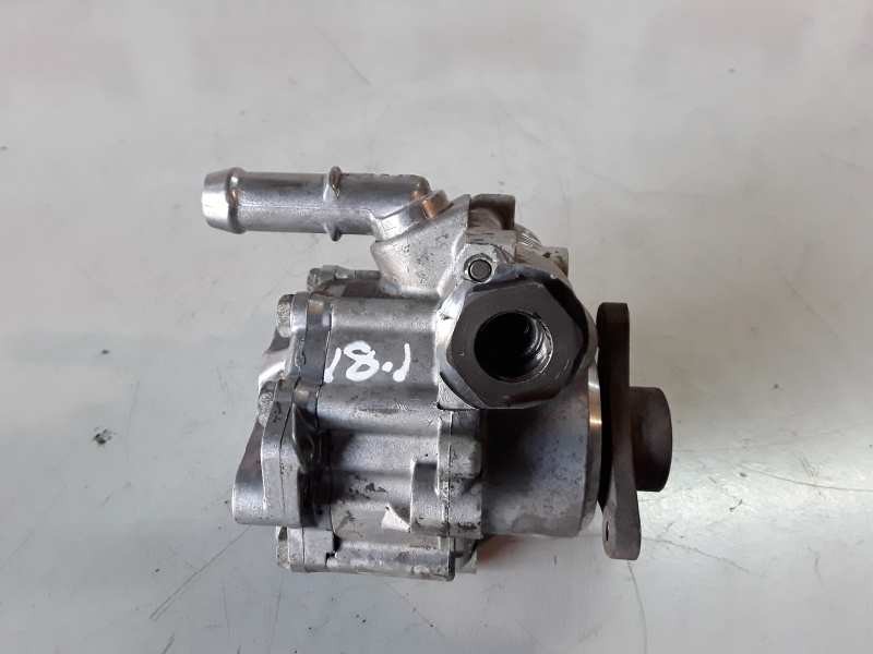 Recambio de bomba direccion para renault master ii fase 2 furgón g9u650 referencia OEM IAM 7691955829/8200193992A  