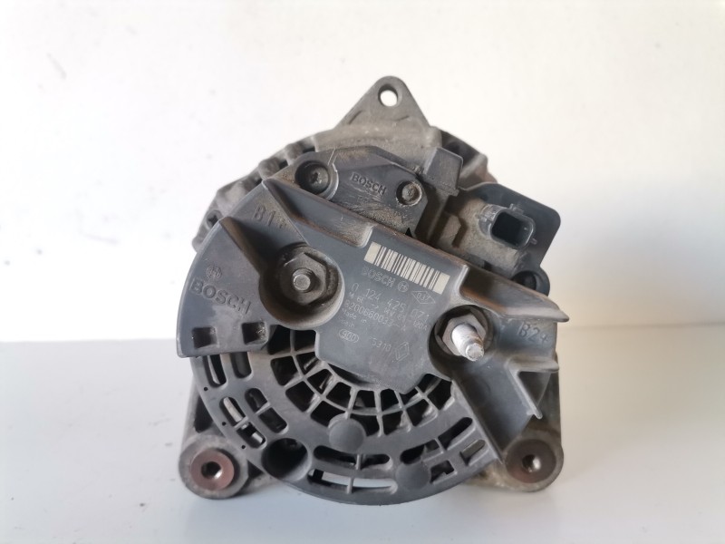 Recambio de alternador para renault twingo ii k9k740 referencia OEM IAM 0124425071/8200660033A  