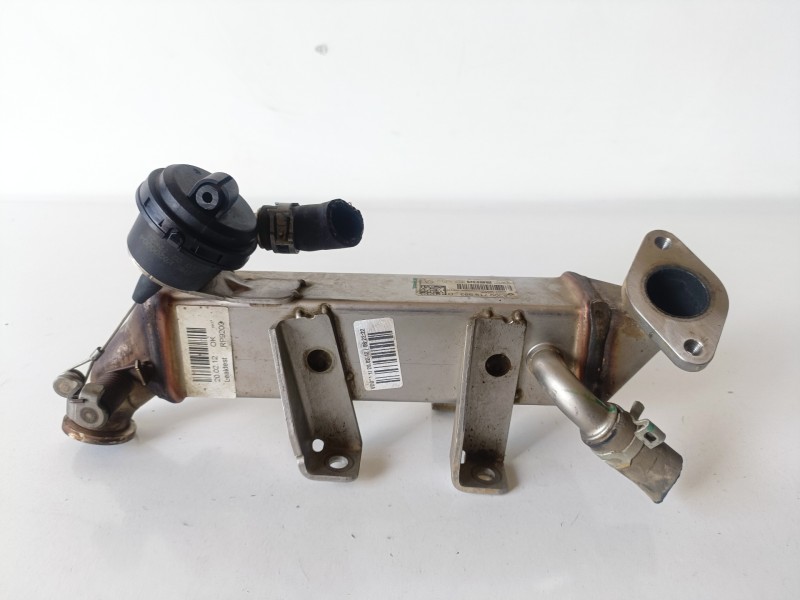 Recambio de enfriador egr para nissan x-trail (t31) m9r856 referencia OEM IAM 8200719993D  