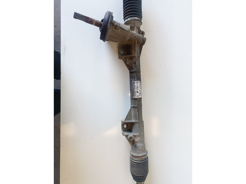 Recambio de cremallera direccion para renault twingo ii k9k740 referencia OEM IAM 8200867067A  