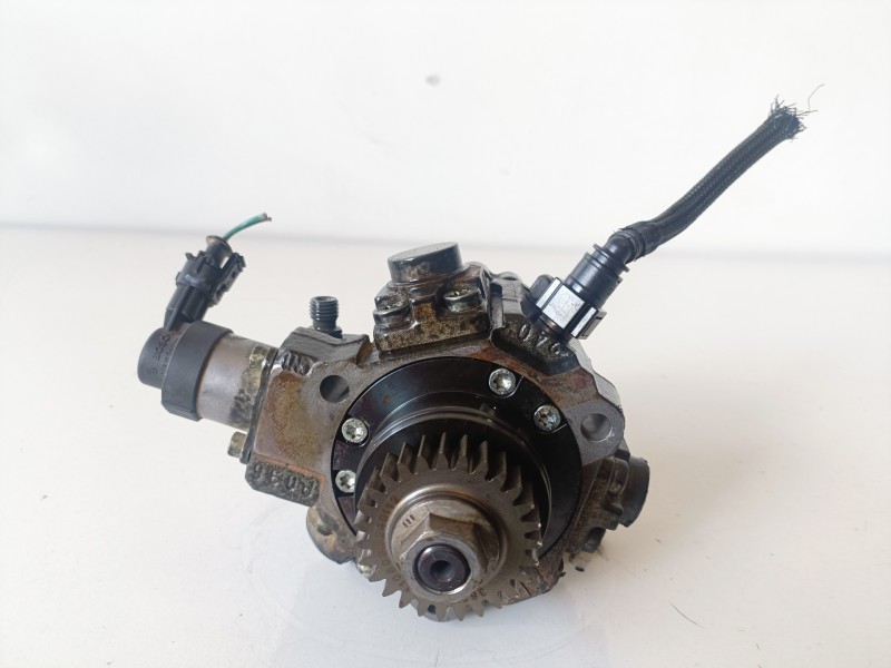 Recambio de bomba inyeccion para nissan x-trail (t31) m9r856 referencia OEM IAM 0445010223  