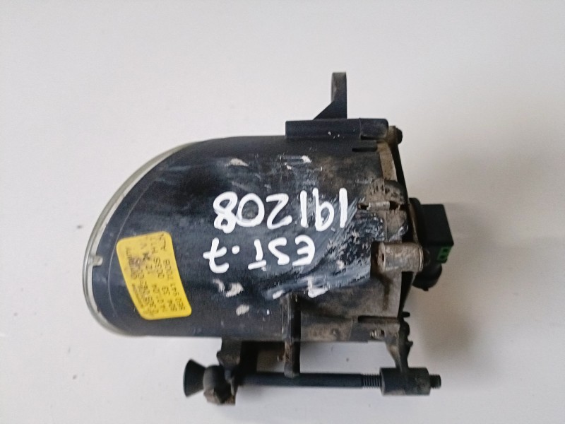 Recambio de faro antiniebla derecho para audi a4 berlina (8e) bcz referencia OEM IAM 0305063004  