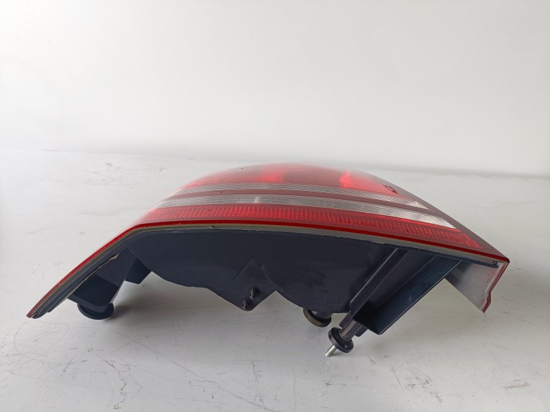 Recambio de piloto trasero izquierdo para dodge avenger (js) ecn referencia OEM IAM   