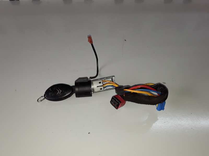Recambio de conmutador de arranque para citroen xsara berlina rhy referencia OEM IAM 9641551180  