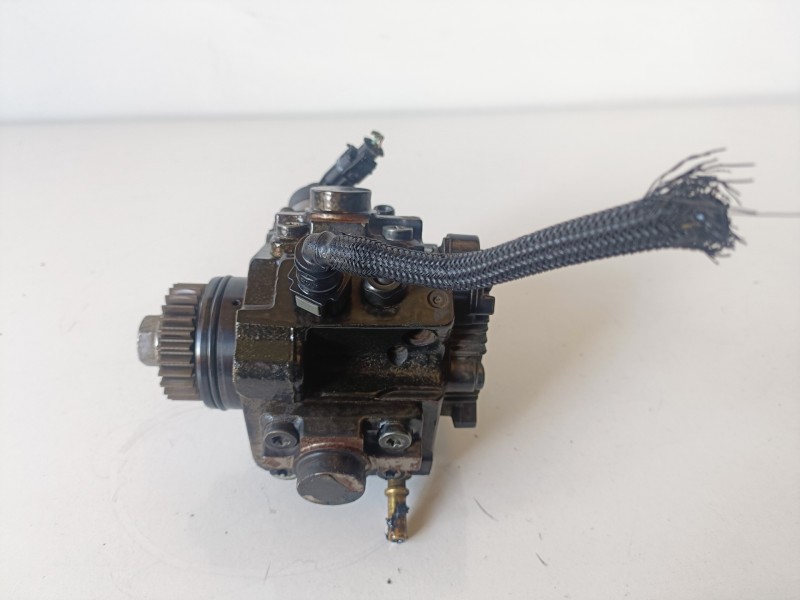 Recambio de bomba inyeccion para nissan x-trail (t31) m9r856 referencia OEM IAM 0445010223  