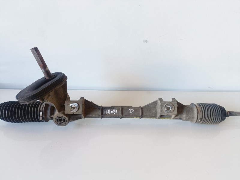 Recambio de cremallera direccion para renault twingo ii k9k740 referencia OEM IAM 8200867067A  