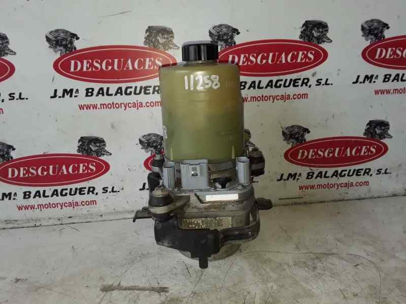 Recambio de bomba servodireccion para ford focus berlina (cap) referencia OEM IAM   