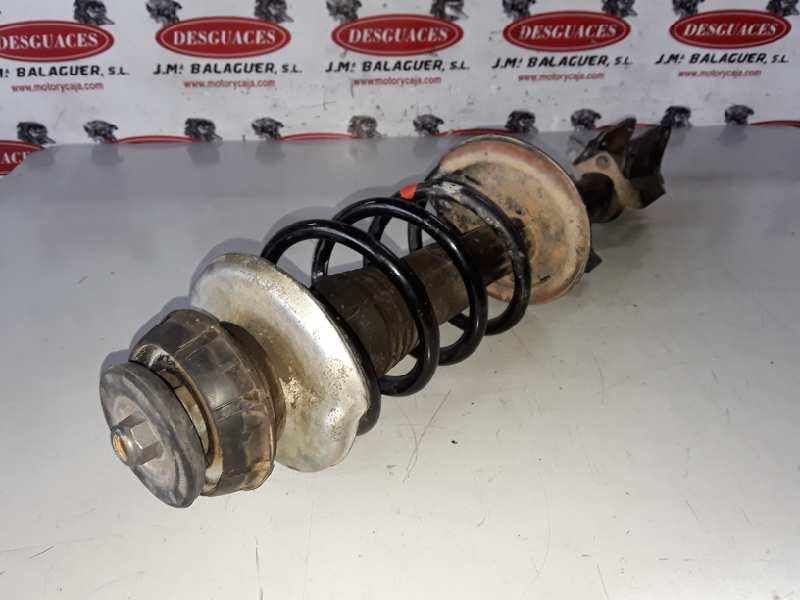 Recambio de amortiguador delantero izquierdo para dacia duster i k9k856 referencia OEM IAM 8200813791D  