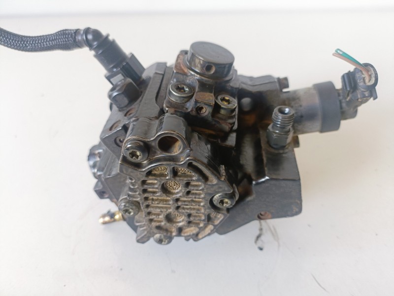 Recambio de bomba inyeccion para nissan x-trail (t31) m9r856 referencia OEM IAM 0445010223  