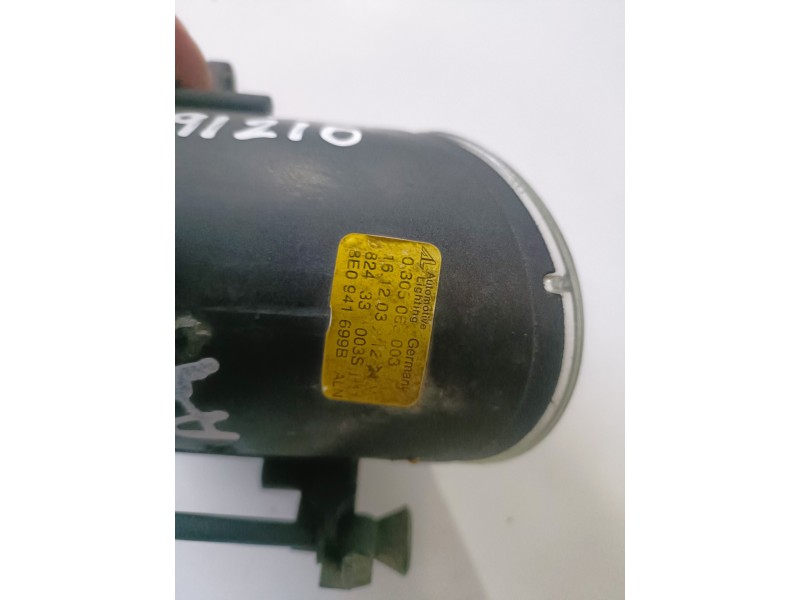 Recambio de faro antiniebla izquierdo para audi a4 berlina (8e) bcz referencia OEM IAM 0305063003  