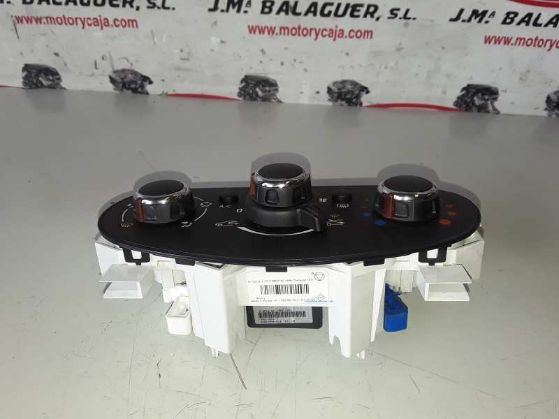 Recambio de mando calefaccion / aire acondicionado para dacia duster i k9k856 referencia OEM IAM   
