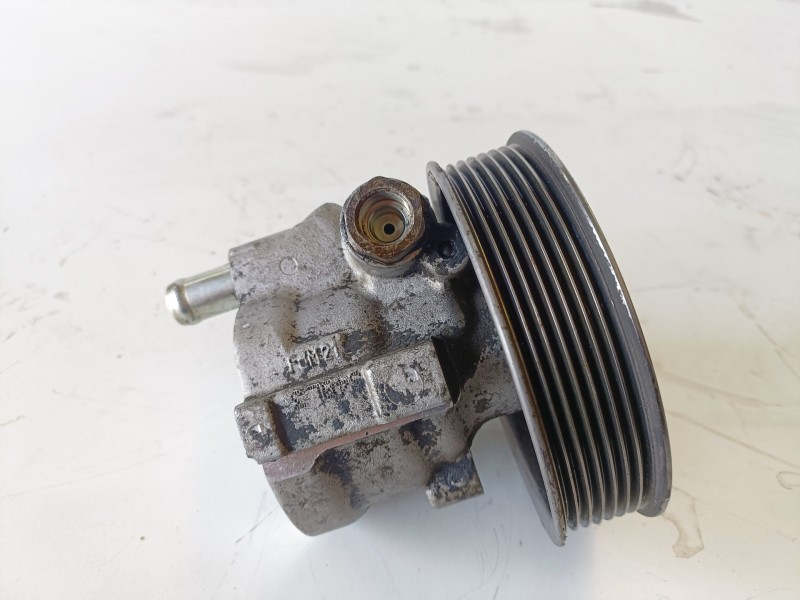 Recambio de bomba direccion para peugeot 307 (s1)(04.2001) rhy referencia OEM IAM 26081335RR  