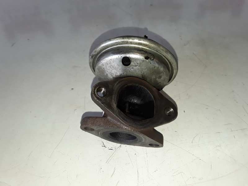 Recambio de valvula egr para chrysler voyager (rg) vm07c referencia OEM IAM 72827002/49002013F  
