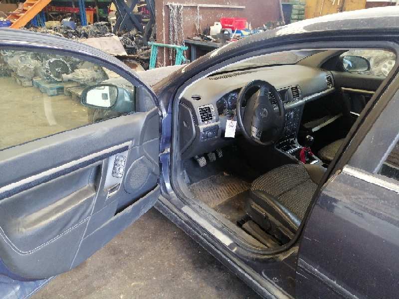opel vectra c berlina del año 2006