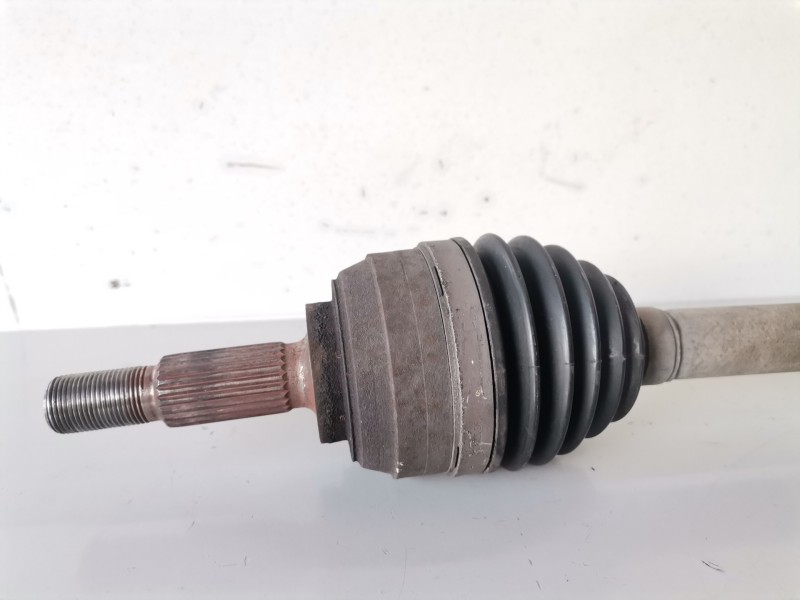 Recambio de transmision delantera izquierda para renault twingo ii k9k740 referencia OEM IAM 8200482435  