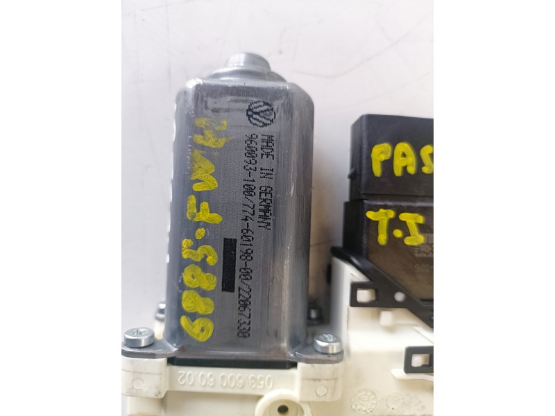 Recambio de motor elevalunas trasero izquierdo para volkswagen passat variant (3c5) bkp referencia OEM IAM 973624106  