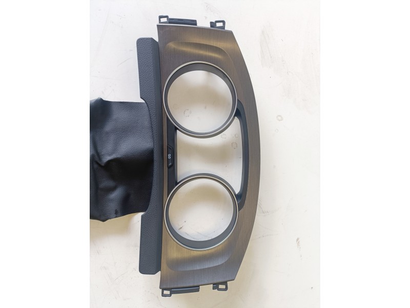Recambio de moldura para volkswagen golf vii (5g1/be1) clh referencia OEM IAM 5G0919069  