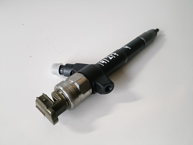 Recambio de inyector para mitsubishi montero (v80/v90) 4m41 referencia OEM IAM 1465A054  