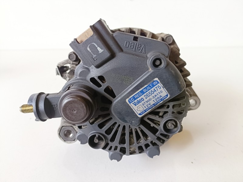 Recambio de alternador para hyundai matrix (fc) d4fa referencia OEM IAM 2655475  