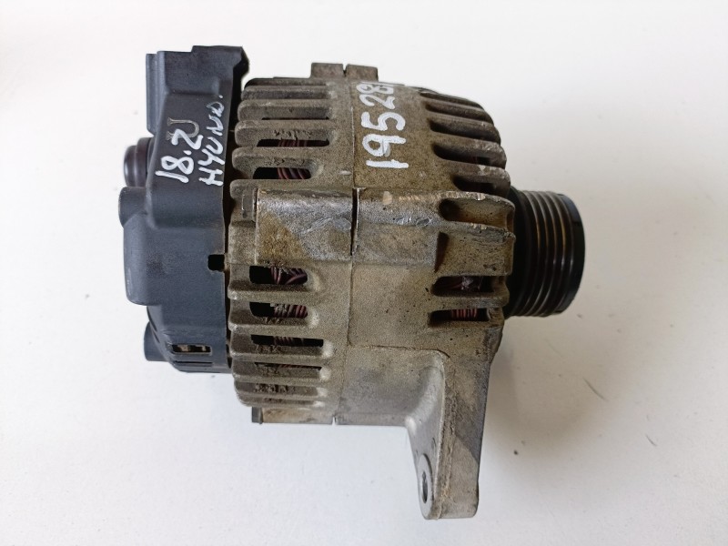 Recambio de alternador para hyundai matrix (fc) d4fa referencia OEM IAM 2655475  