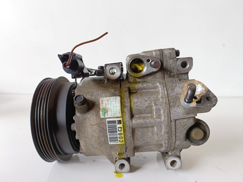Recambio de compresor aire acondicionado para hyundai matrix (fc) d4fa referencia OEM IAM F500DE4DA02  
