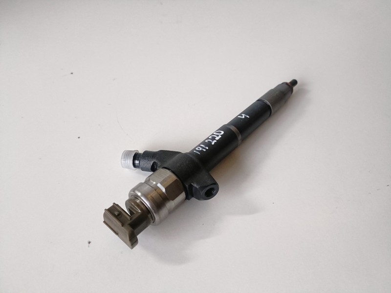 Recambio de inyector para mitsubishi montero (v80/v90) 4m41 referencia OEM IAM 1465A054  