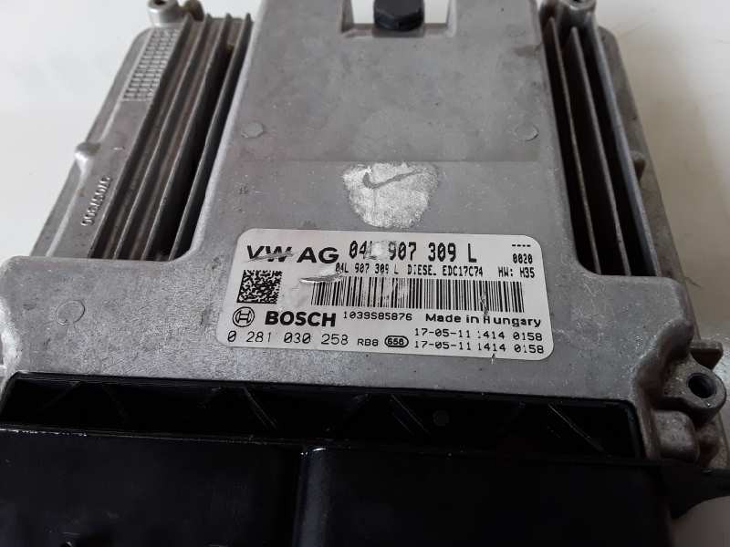 Recambio de centralita motor uce para audi a4 avant (8w5) deu referencia OEM IAM 04L907309L/0281030258/EDC17C74  