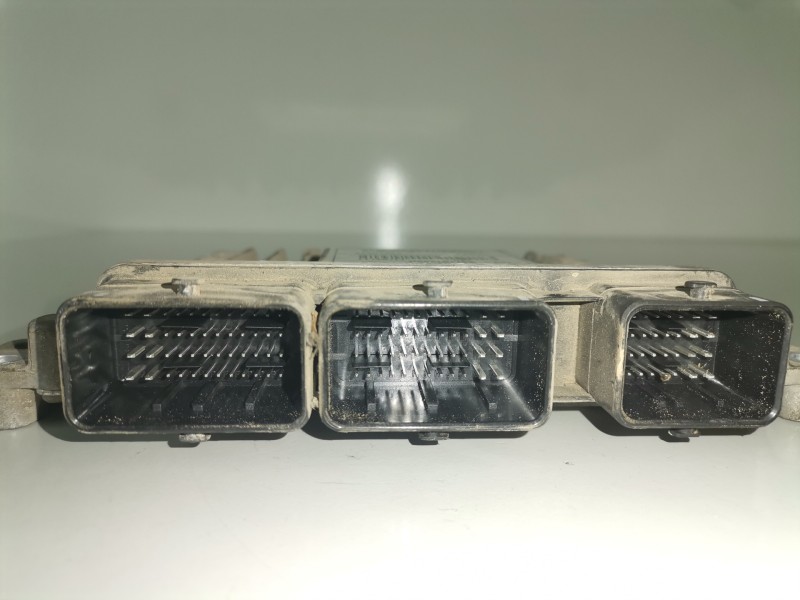 Recambio de centralita motor uce para renault clio iii k9k770 referencia OEM IAM 237100875R  