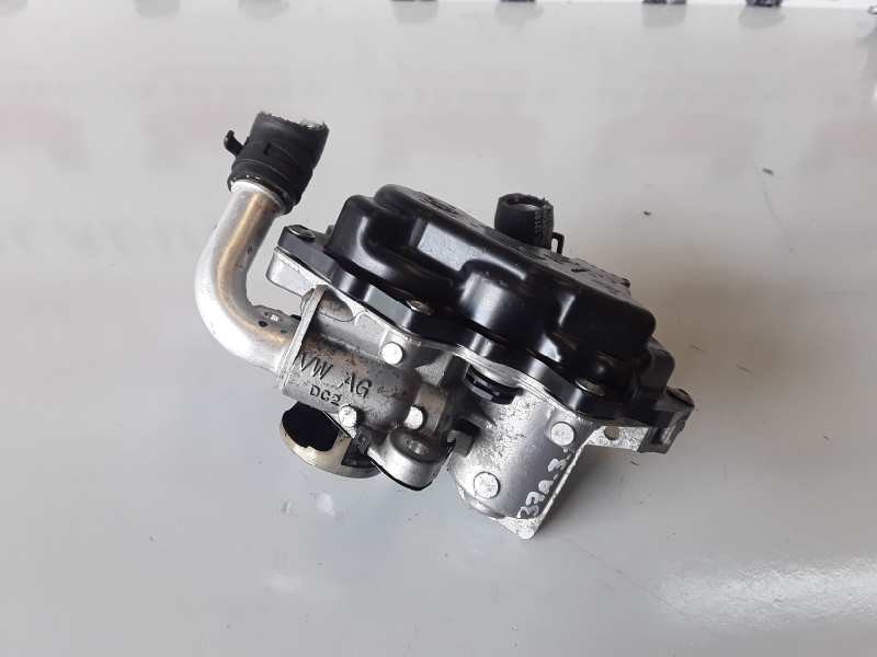 Recambio de valvula egr para audi a4 avant (8w5) deu referencia OEM IAM 04L131501S  
