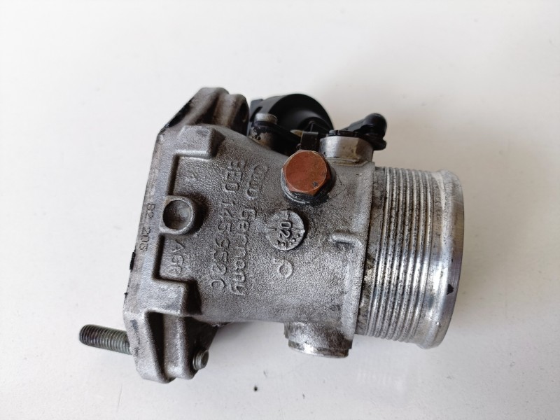 Recambio de caja mariposa para audi a4 avant (8e) bfc referencia OEM IAM 8E0145950C  