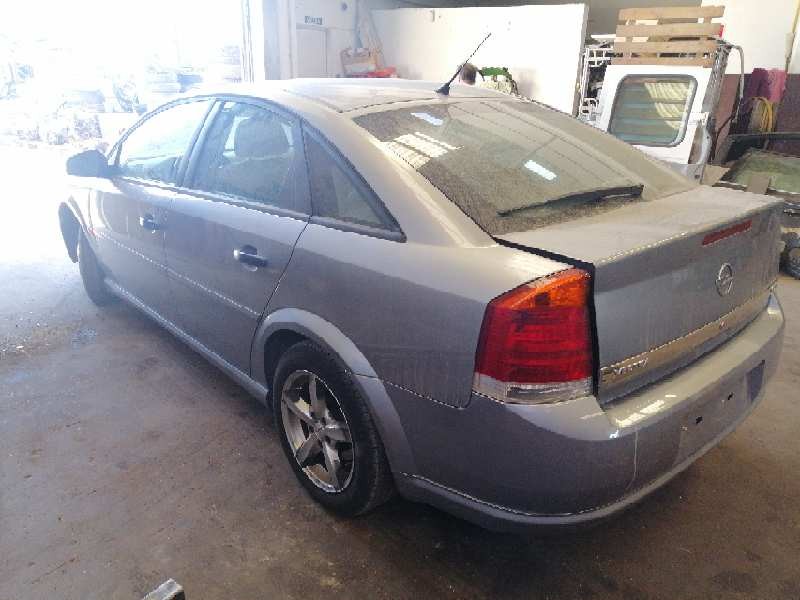 opel vectra c berlina del año 2007