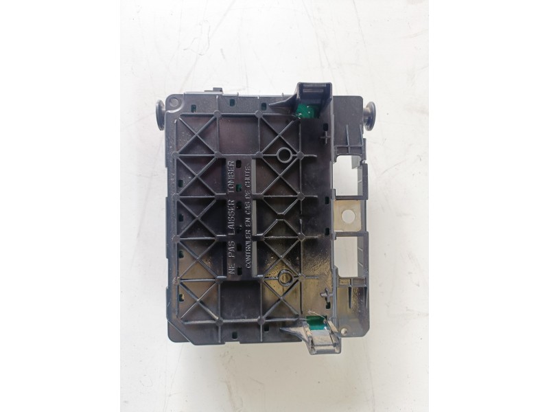 Recambio de caja reles / fusibles para peugeot partner (s2) 9hx referencia OEM IAM 965061858000  