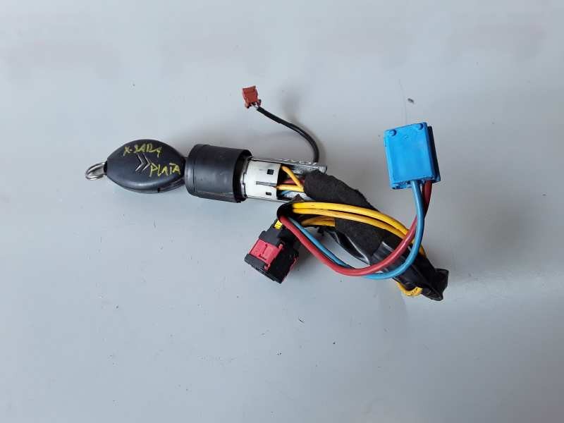 Recambio de conmutador de arranque para citroen xsara familiar rhy referencia OEM IAM   