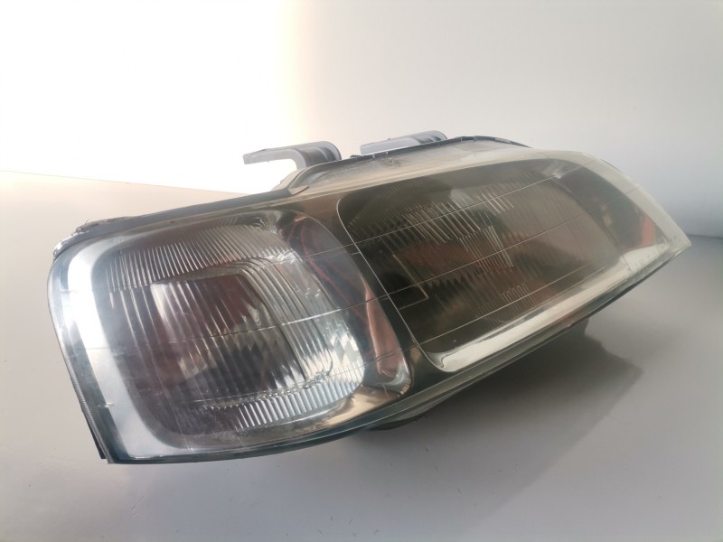 Recambio de faro derecho para honda civic 5 puertas (ma/mb) b18c4 referencia OEM IAM   