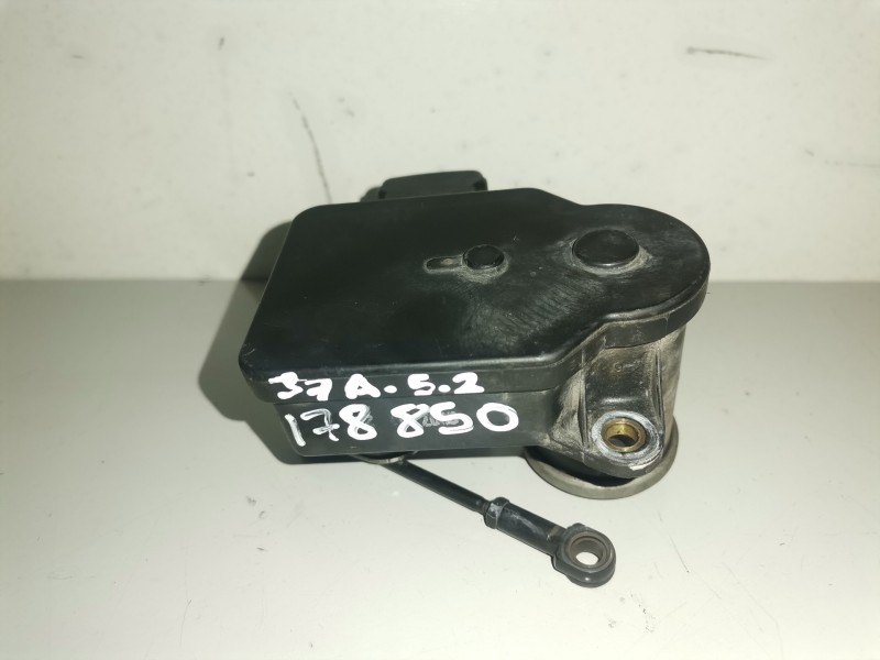 Recambio de caja mariposa para hyundai i30 (fd) d4fb referencia OEM IAM 283202A400  