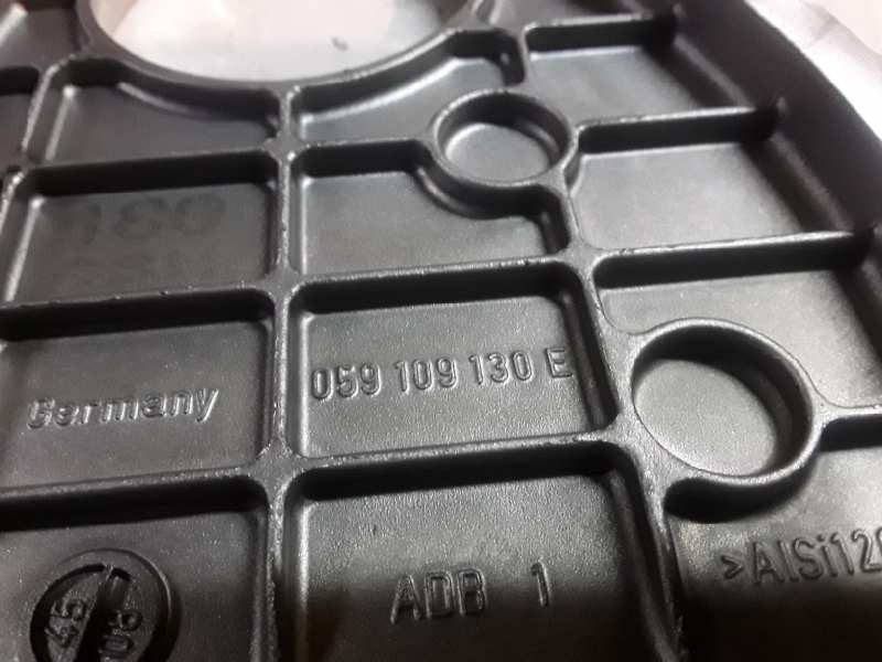 Recambio de tapa distribucion para audi q5 (8r) referencia OEM IAM 059109130E  