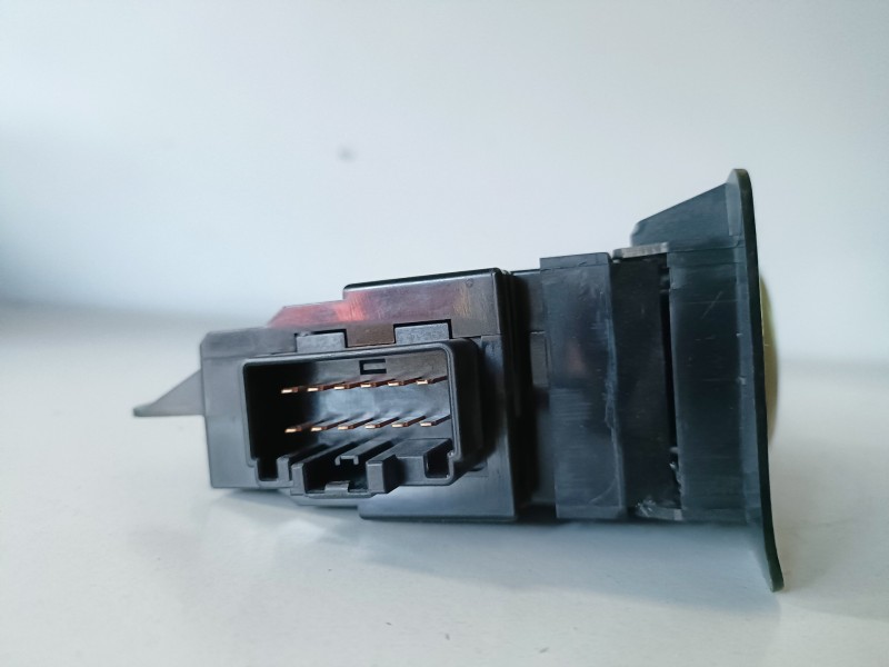 Recambio de mando elevalunas delantero derecho para volvo s60 berlina d5244t2 referencia OEM IAM 30658147  