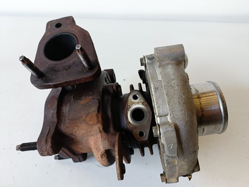 Recambio de turbocompresor para renault trafic ii furgón m9r780 referencia OEM IAM H8200466021  