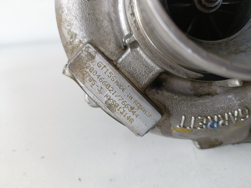 Recambio de turbocompresor para renault trafic ii furgón m9r780 referencia OEM IAM H8200466021  