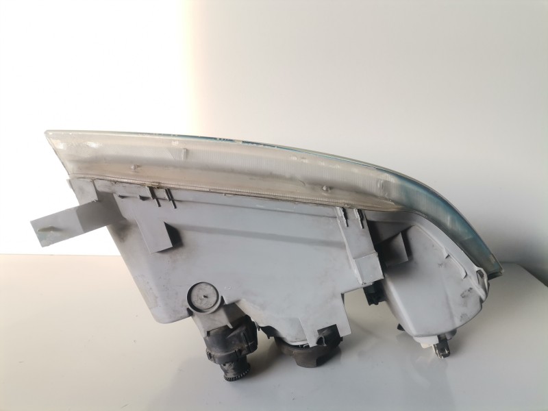 Recambio de faro izquierdo para honda civic 5 puertas (ma/mb) b18c4 referencia OEM IAM   