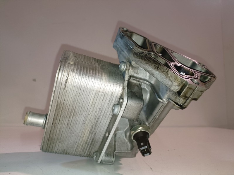 Recambio de enfriador aceite motor para bmw serie 5 berlina (e60) 256d2 referencia OEM IAM   