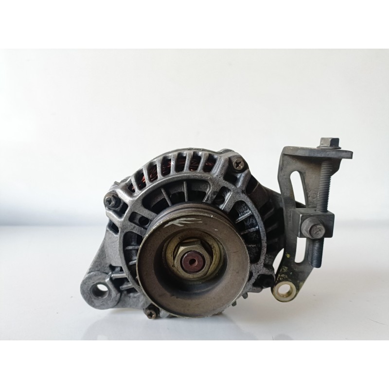 Recambio de alternador para mitsubishi montero (v60/v70) 4m41 referencia OEM IAM ME203546KD  