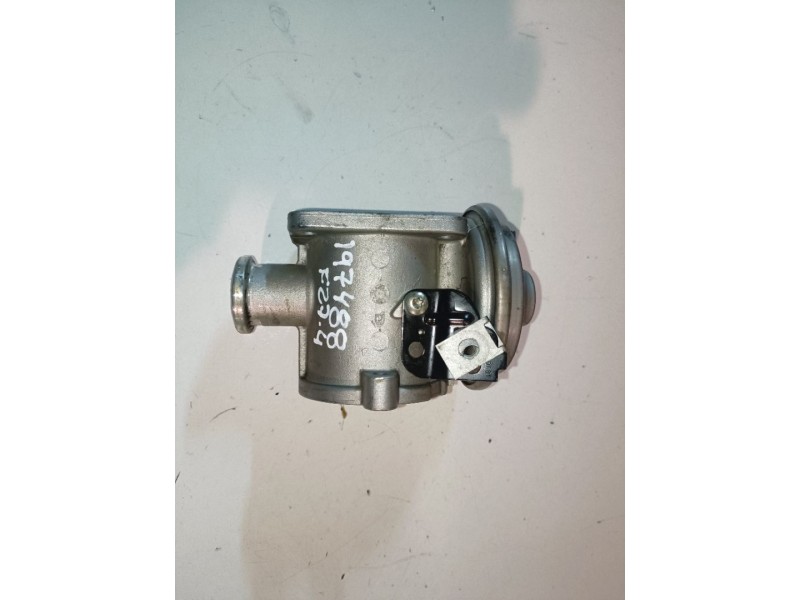 Recambio de valvula egr para bmw serie 5 berlina (e60) 256d2 referencia OEM IAM 7791480  