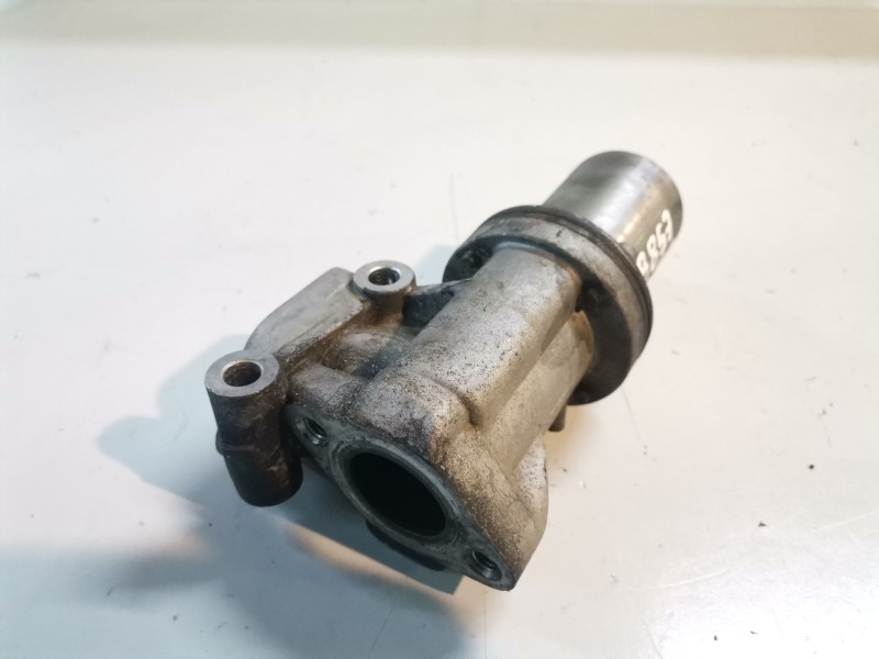 Recambio de valvula egr para hyundai i30 (fd) d4fb referencia OEM IAM 284102A120  