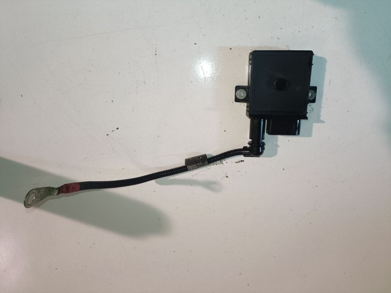 Recambio de caja precalentamiento para bmw serie 5 berlina (e60) 256d2 referencia OEM IAM 778832705  