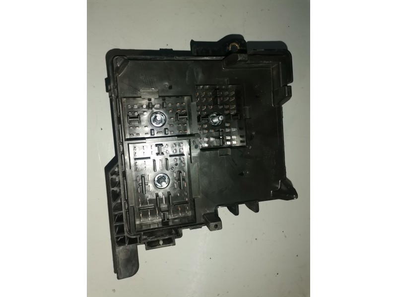 Recambio de caja reles / fusibles para hyundai i30 (fd) d4fb referencia OEM IAM 3916025000  