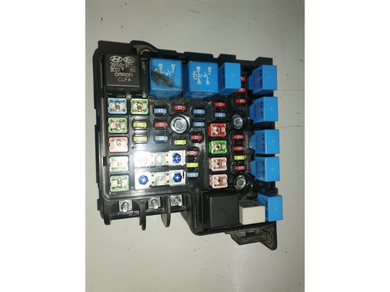 Recambio de caja reles / fusibles para hyundai i30 (fd) d4fb referencia OEM IAM 3916025000  